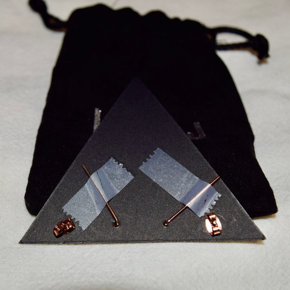 3 for 30 ~ LUV AJ Rose Gold with Pink Crystal Crawler earrings NWT - Picture 5 of 5